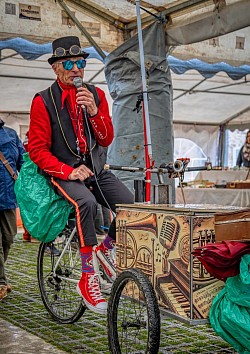 Charly en mode steam punk